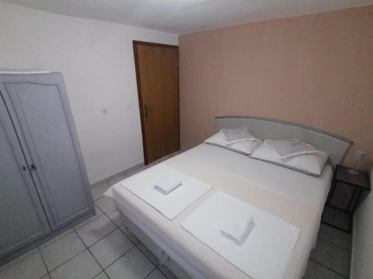 Apartments Bozo Drače Eksteriør bilde